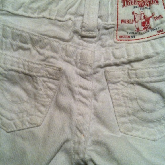 White Kids True Religion Shorts size 3T