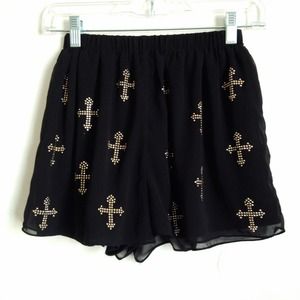 📍SOLD📍 Black Cross shorts