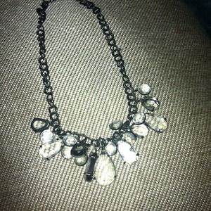 Express necklace