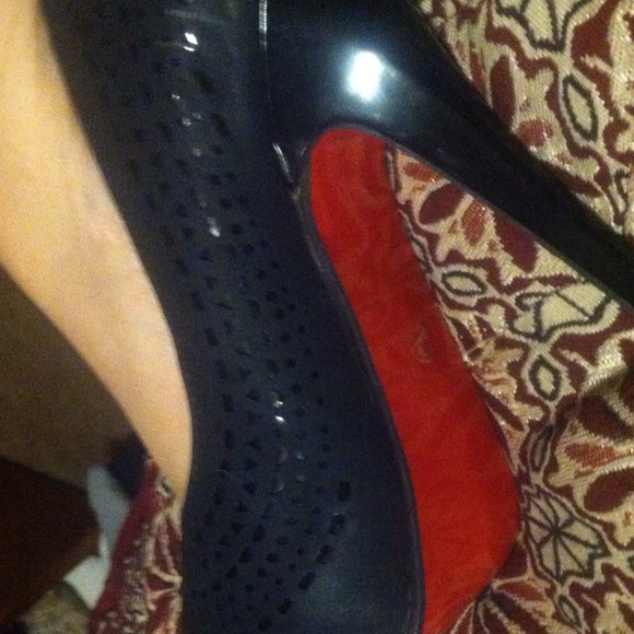 Beautiful heels - Picture 3 of 4