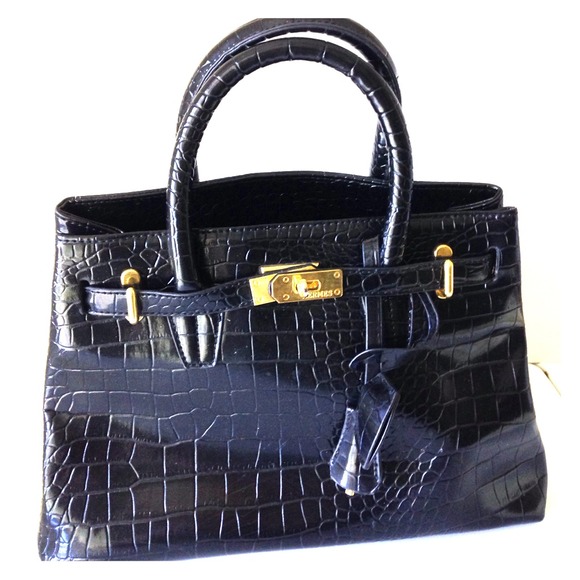 Handbags - ‼️SOLD‼️Classy Style Handbag