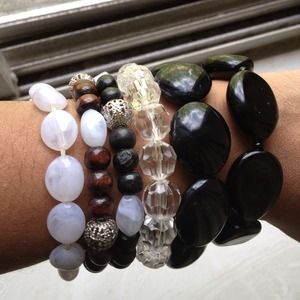 Beaded bracelet and necklace bundle