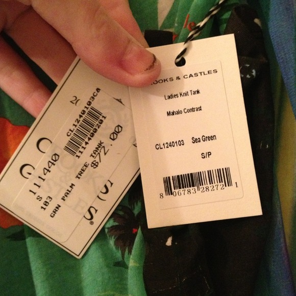 Tropically tank - Picture 2 of 2