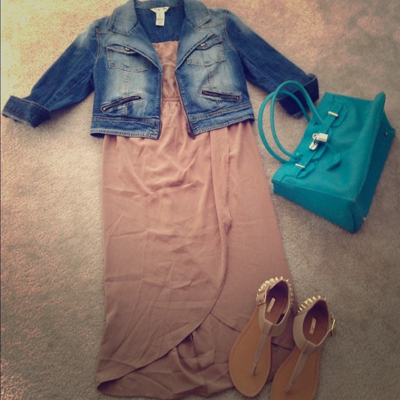 Forever 21 Dresses & Skirts - Bundle Nude High-Low Dress and spike sandals.