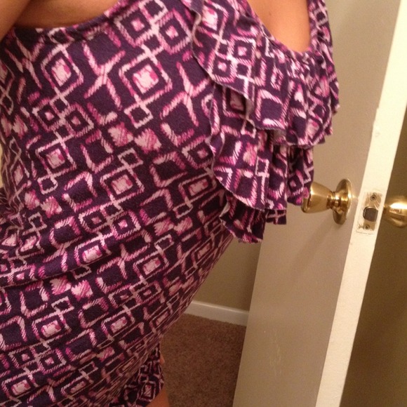 Ruffle tank purples - Picture 2 of 2