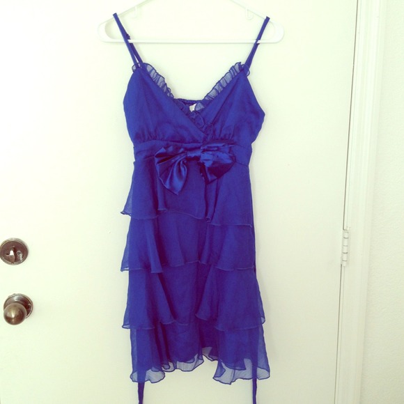 Blue elegant prom dress