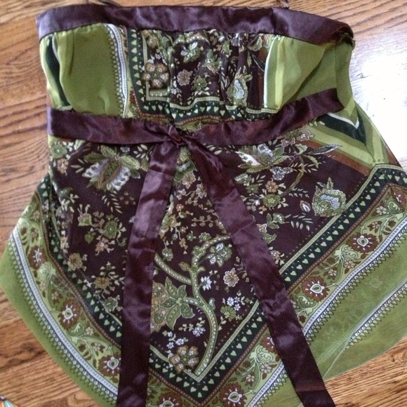 ******Sold****XL women's summer top - Picture 2 of 3