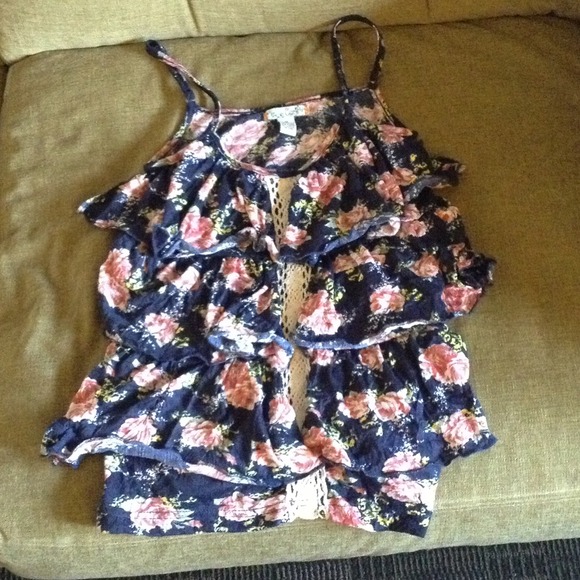Ruffle shirt
