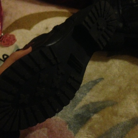 Black combat boot sz 6 1/2 - Picture 3 of 3