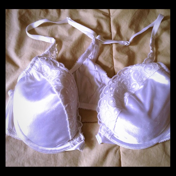 Marked down! Victoria's Secret Front Clasp Bra 34C