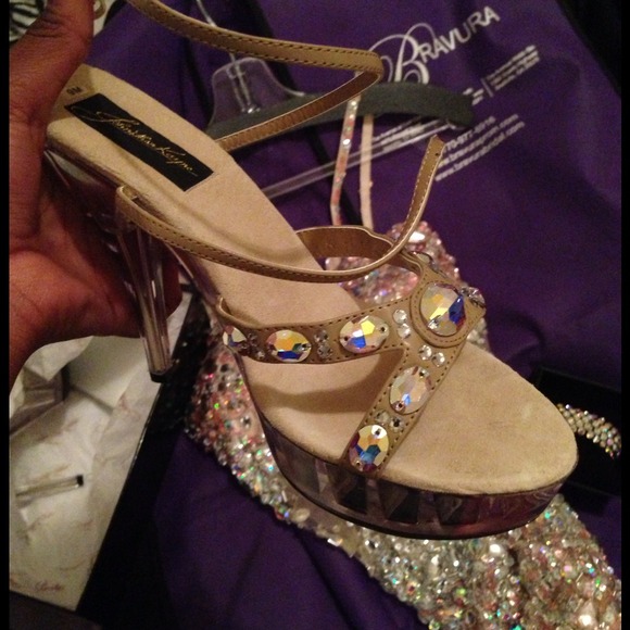 Shoe with real beads and diamonds