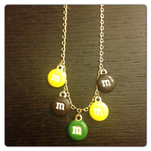 📌sold📌M & M necklace