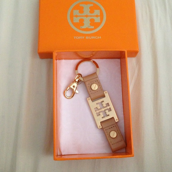 SOLD! Tory Burch keychain Beige - Picture 1 of 2