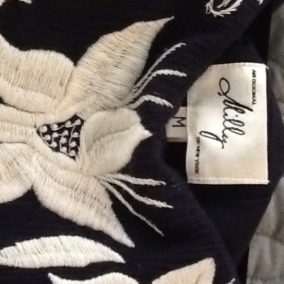 PRICE DROP Milly blouse with embroidery and lace. - Picture 3 of 3