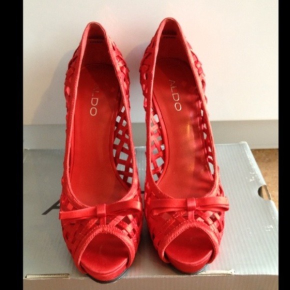 ALDO red Pumps