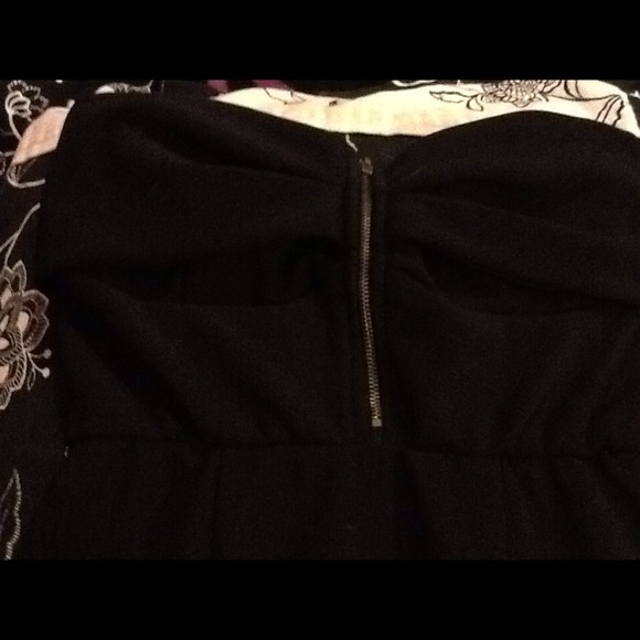 Little black dress - Picture 2 of 4