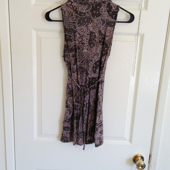 Dress - Picture 3 of 3