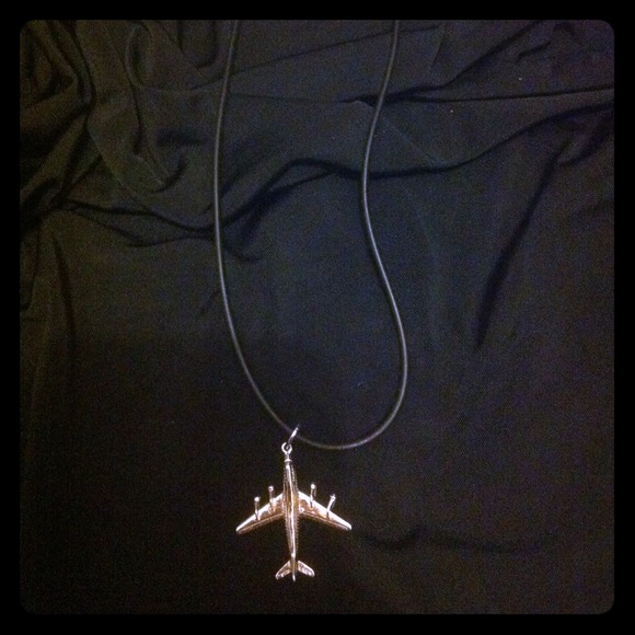 ✈B747 silver jet airplane necklace w leather cord