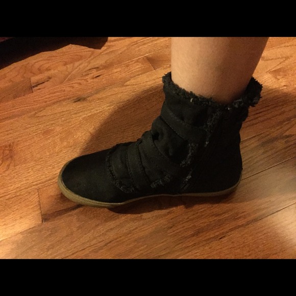 Canvas ankle shoes - Picture 4 of 4