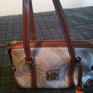 Dooney & Bourke bag