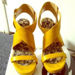 HOT Nine West heels!