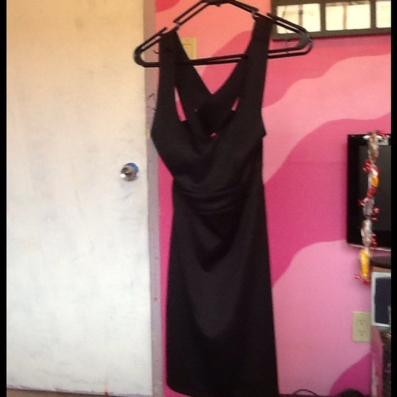 Little black dress - Picture 3 of 3
