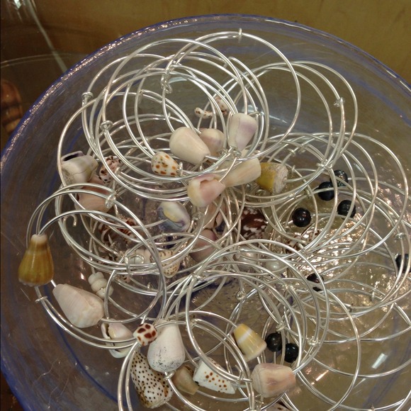 Bangles - Picture 1 of 3