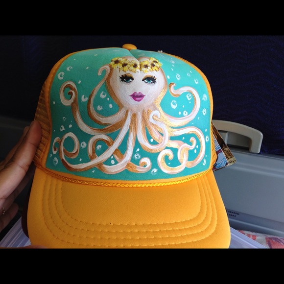 Custom painted hats - Picture 2 of 3