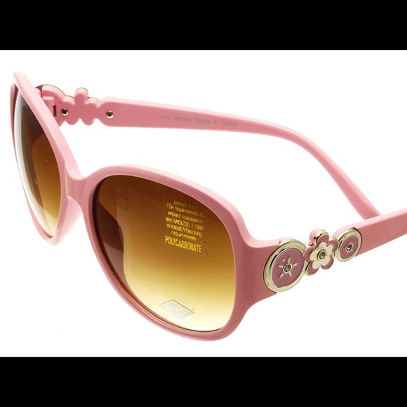 Pink sunglasses with flower design