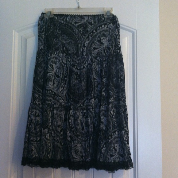 Black skirt