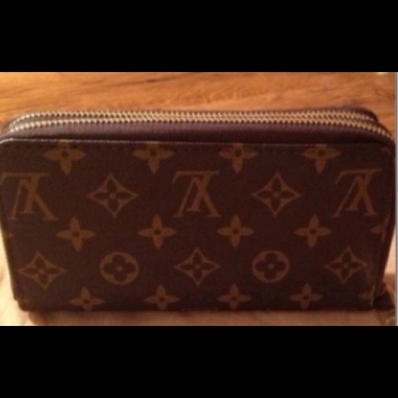 ⛔⛔Traded kerryjg⛔⛔ Brown wallet! ❤