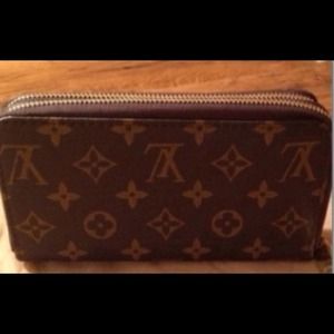 ⛔⛔Traded kerryjg⛔⛔ Brown wallet! ❤