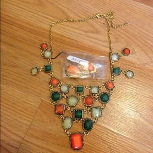 Multi color necklace set