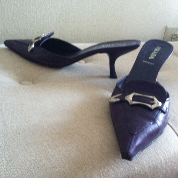 💯% authentic Prada slides size 39 9 shoes pumps