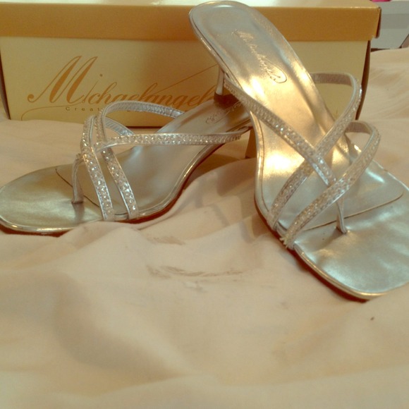 Formal shoes