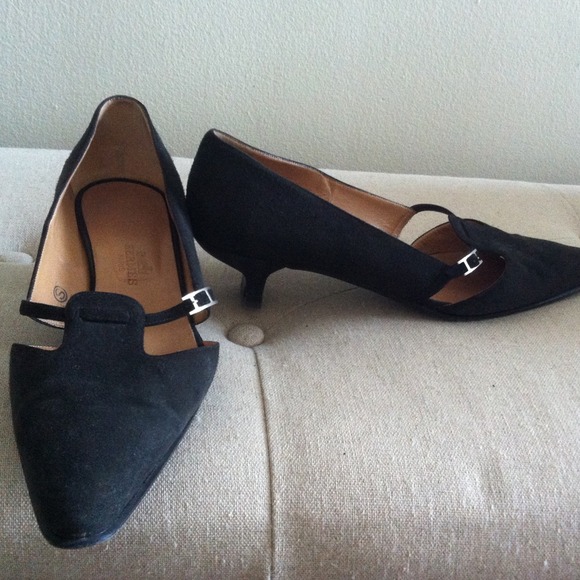 ⛔SOLD⛔ Hermes kitten pumps size 39
