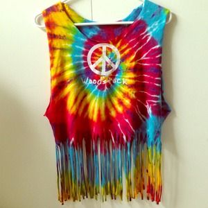 vintage tie dye woostock fringe crop top