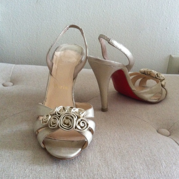 ⛔️sold on ebay⛔️authentic louboutin size 39.5