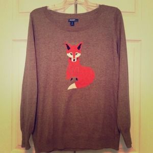 Fun brown fox sweater from Old Navy. Large
