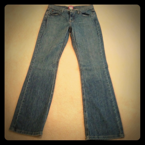 Limited Jeans