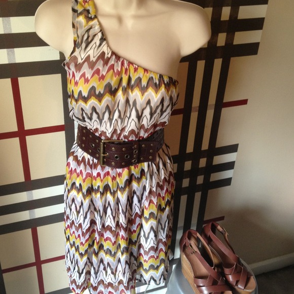 SOLD - Picture 2 of 4