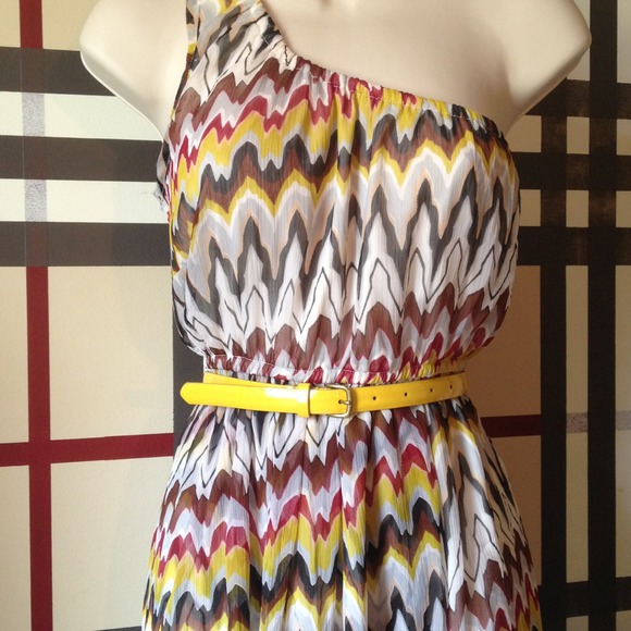 SOLD - Picture 3 of 4