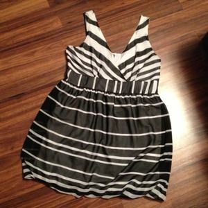 💗ON HOLD💗for lexusimar💗Black and White Dress