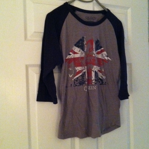 Queen baseball tee