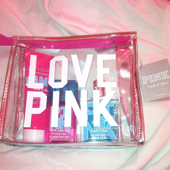 PINK Fresh & Clean