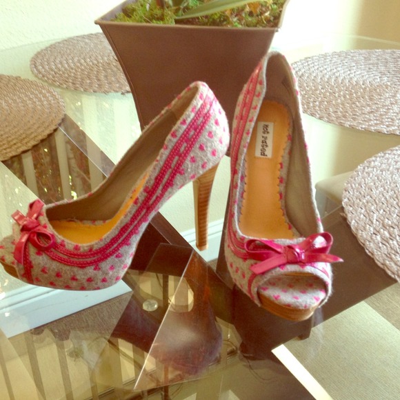 Grey Peep Toes with Pink Hearts