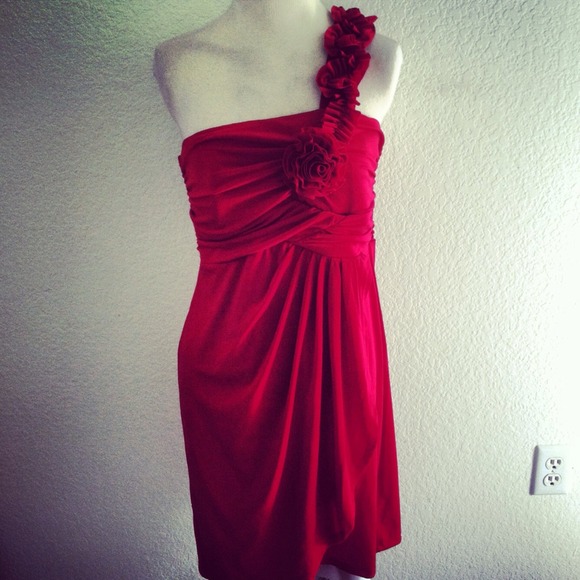 *NWT* Classic Red Rosette One Strap Dress - YOWZA! - Picture 4 of 4