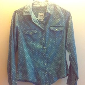 Western like button up shirt. New with tags!