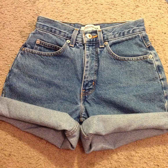 🌟SOLD🌟 Vintage High Waisted Shorts
