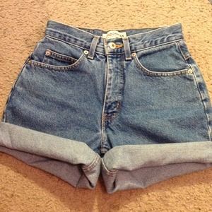 🌟SOLD🌟 Vintage High Waisted Shorts